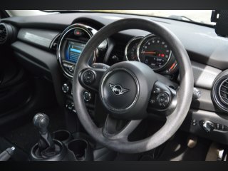 /photos/9413/0d207f31-f9f0-685e-3f61-4b38b28bfdfc_i320x240.jpg