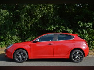 /photos/9413/6fd549fc-f74d-8ecd-6088-347fb84da9eb_i320x240.jpg