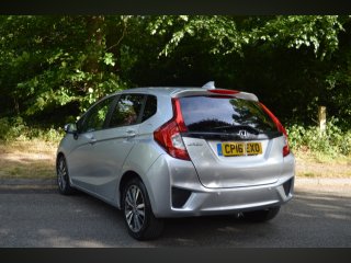 /photos/9413/8506a9cb-bec6-5f8f-8192-f1435cf5396e_i320x240.jpg